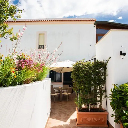 Casa Di Arturo Ventotene