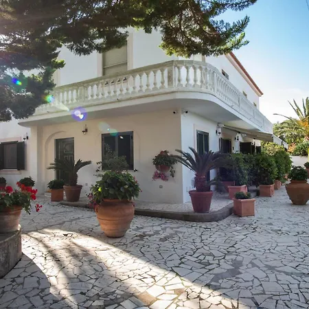 Casa Di Arturo Ventotene